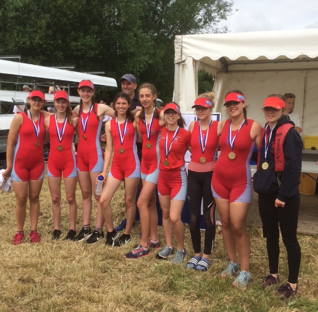 J15 rowing team